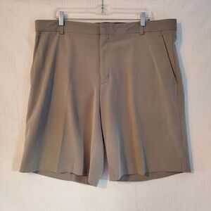 Nike Tiger Woods Collection Dress Short‎ Mens 38 Golf Performance